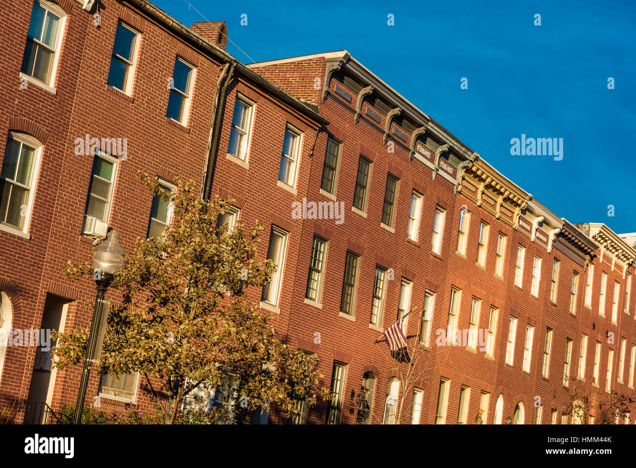 28 octobre, 2016 - maisons en rangées sur la rue Bolton, Bolton Hill, Baltimore, Maryland, USA Banque D'Images