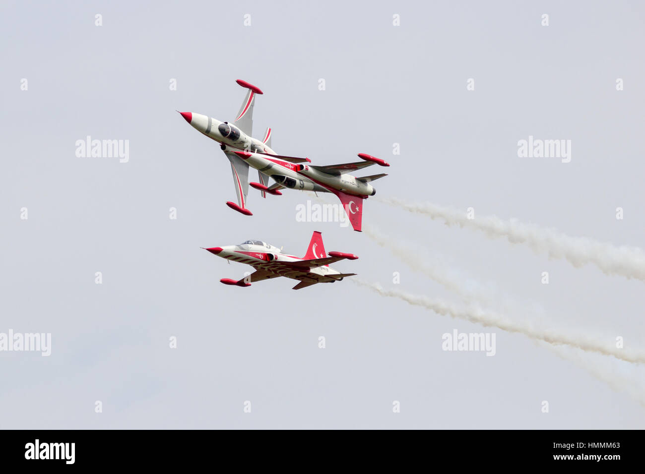 LEEUWARDEN, Pays-Bas - JUN 10, 2016 : F-5 d'avions de chasse de la Stars d'effectuer à la Force aérienne néerlandaise jours Banque D'Images