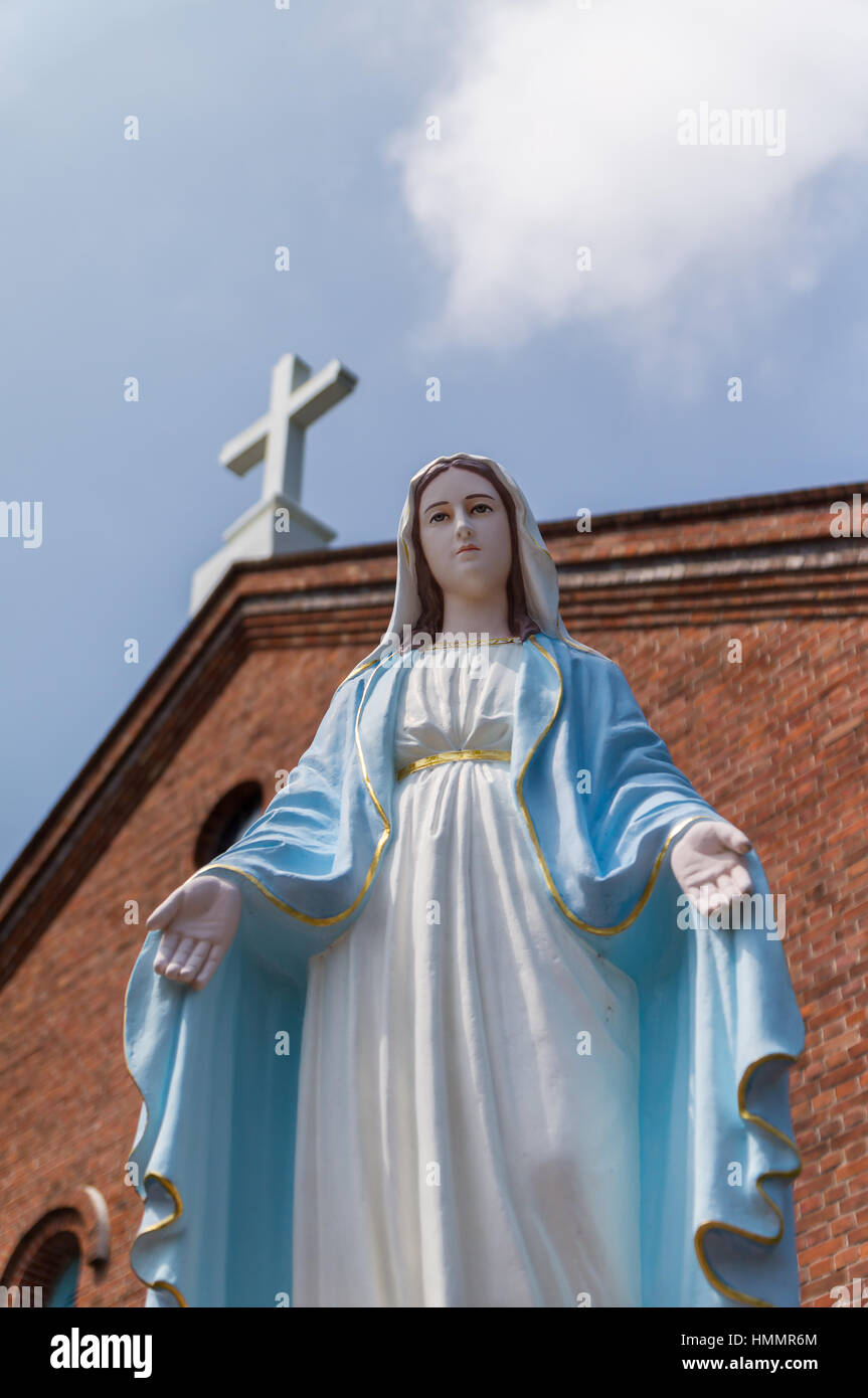 Statue de la vierge marie Banque de photographies et d’images à haute