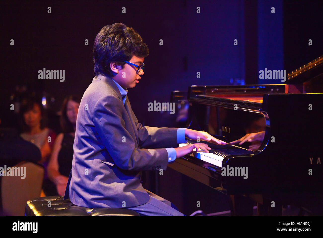 JOEY ALEXANDER de Bali joue le piano au dîner de gala du 59ème festival de  jazz de Monterey - Monterey, Californie Photo Stock - Alamy