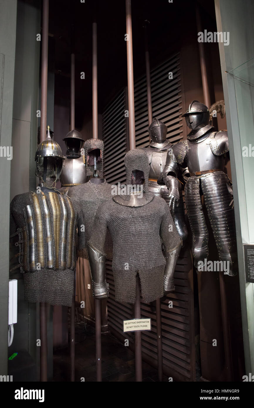 Reiter cosaque et armures en musée de l'armée polonaise à Varsovie, Pologne, Europe Banque D'Images