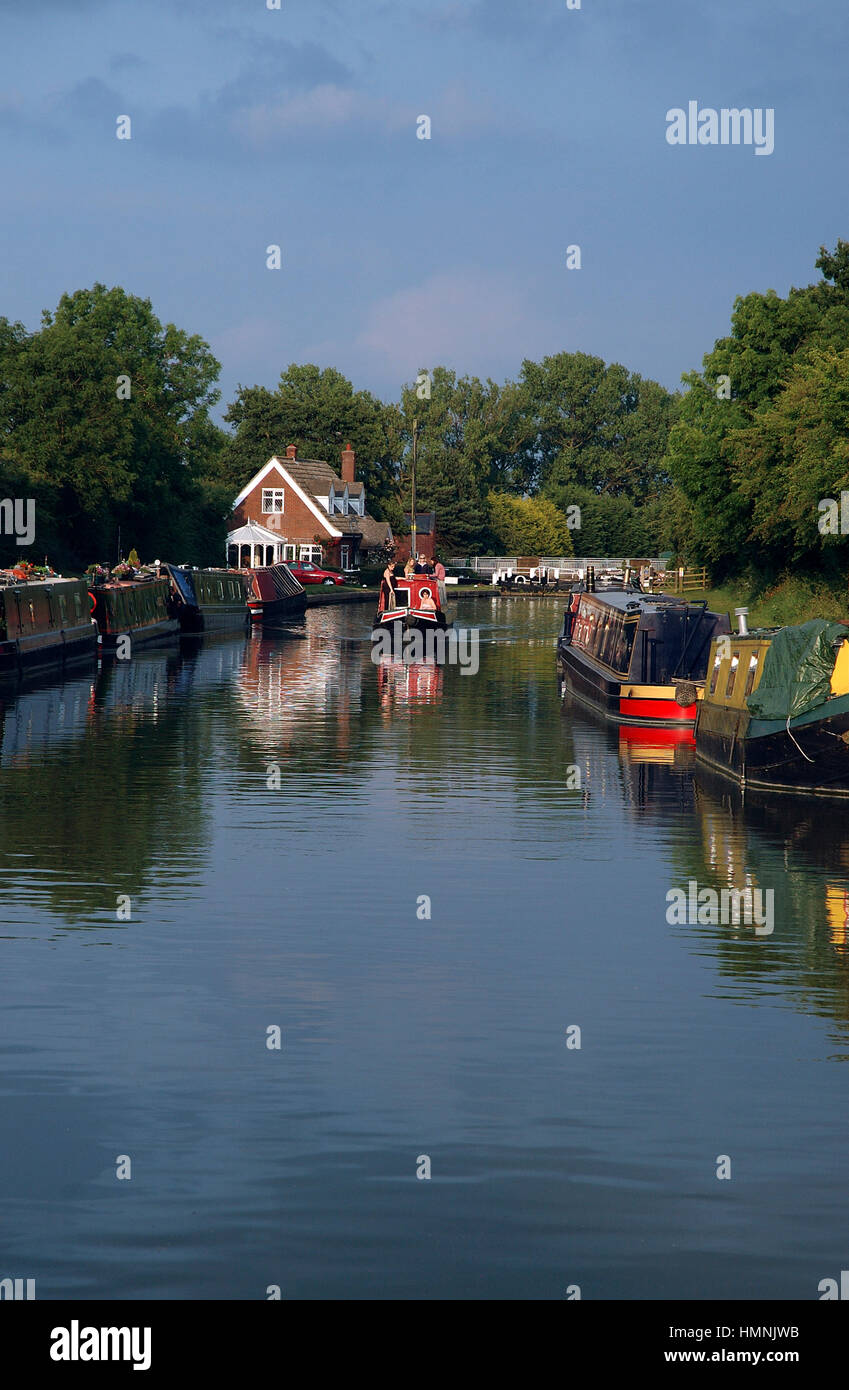 BuckbyTop Lock, Grand Union Canal, Northamptonshire, Angleterre, Royaume-Uni, Europe Banque D'Images