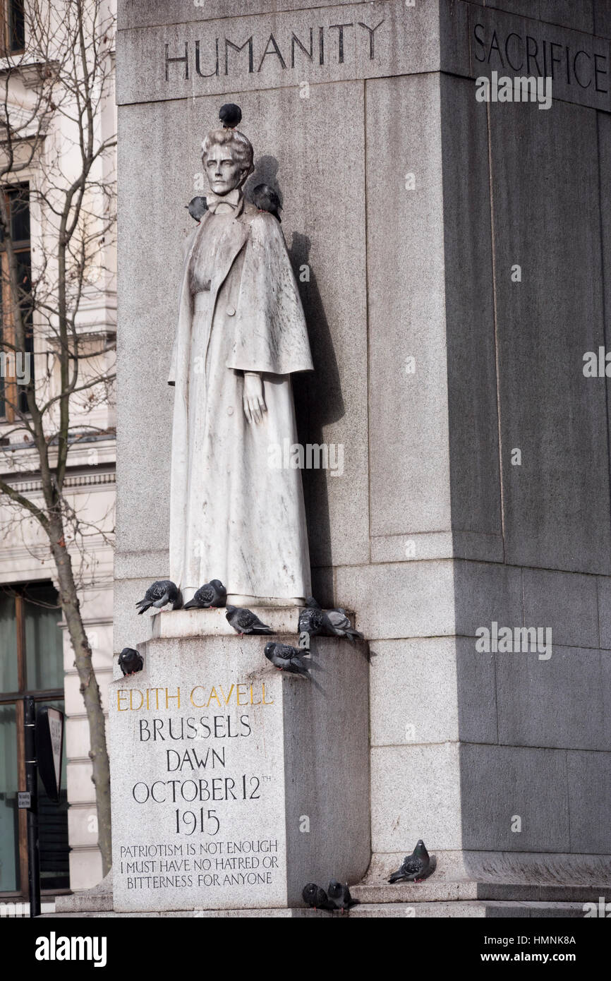 Edit Cavell Statue à Londres Banque D'Images