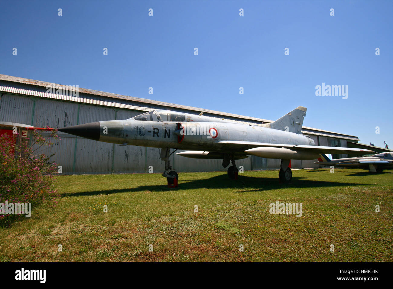 Mirage IIIC en exposition dans le musée de l'aviation d'Orange, France Banque D'Images