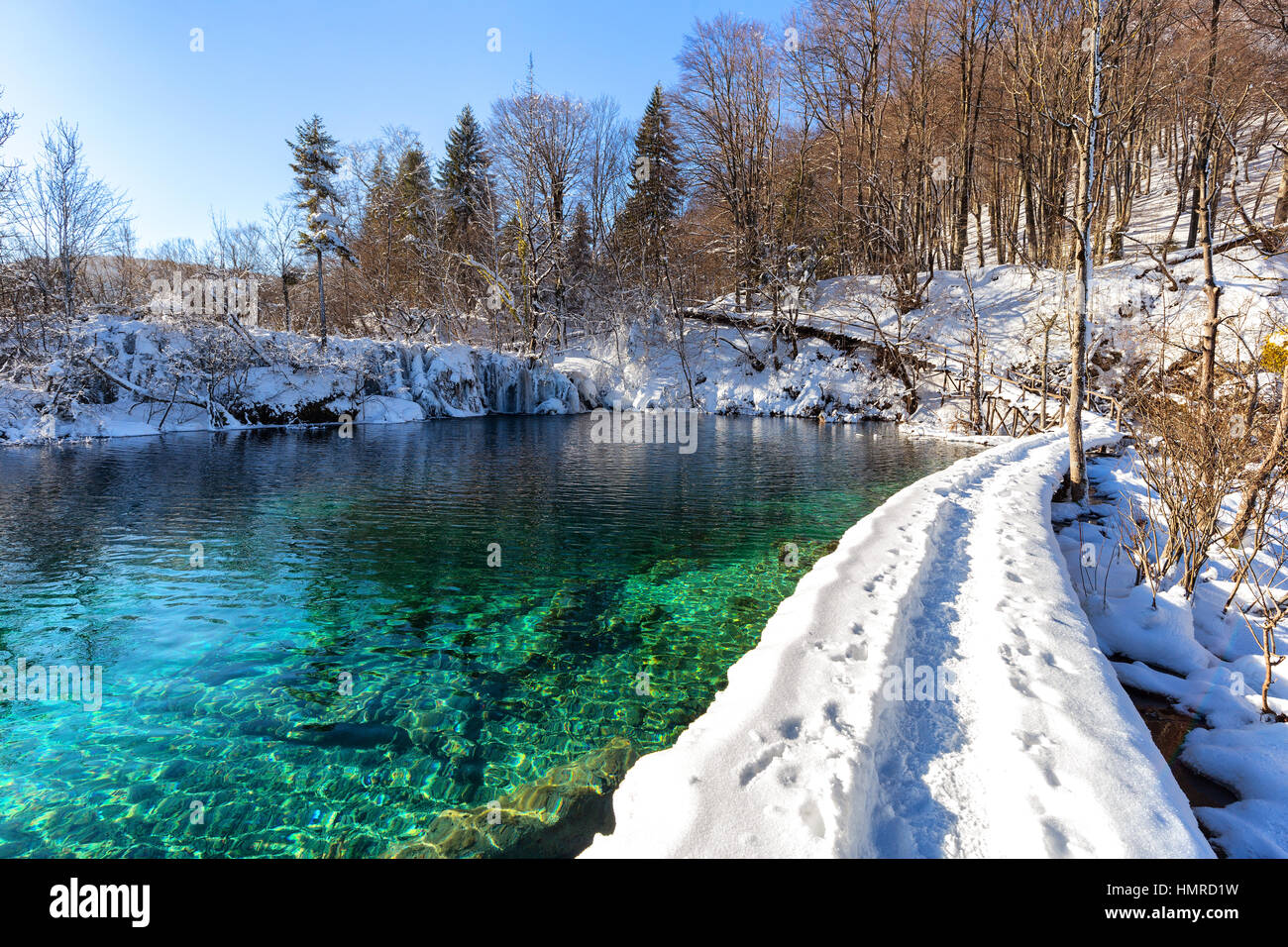 Au chemin des lacs de Plitvice, à la neige en hiver, la Croatie, l'Europe  Photo Stock - Alamy