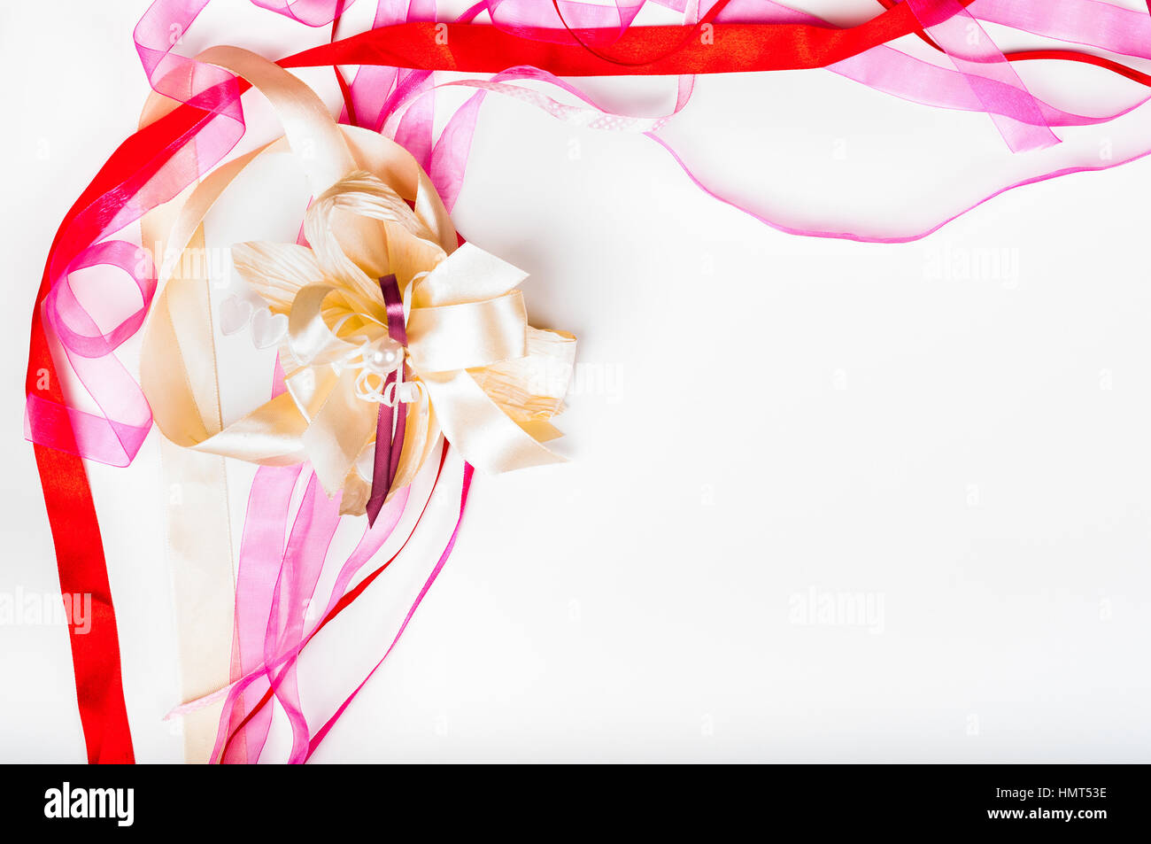 Valetine, la fête des mères, anniversaire concept - conception de cartes de vœux ruban coloré Banque D'Images