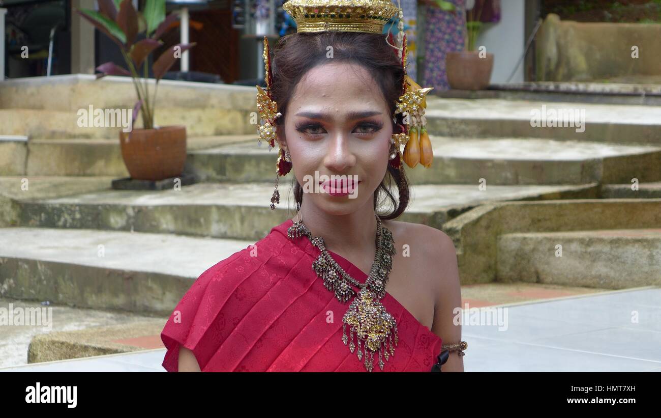 Ladyboy danseur, Thaïlande Banque D'Images
