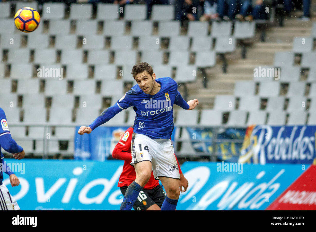Oviedo, Asturias, Espagne. Feb, 2017 5. Au cours de la Liga 123 Correspondance entre v Real Oviedo RCD Mallorca à Carlos Tartiere à Oviedo, Asturias, Espagne. Credit : Alvaro Campo/Alamy Live News Banque D'Images