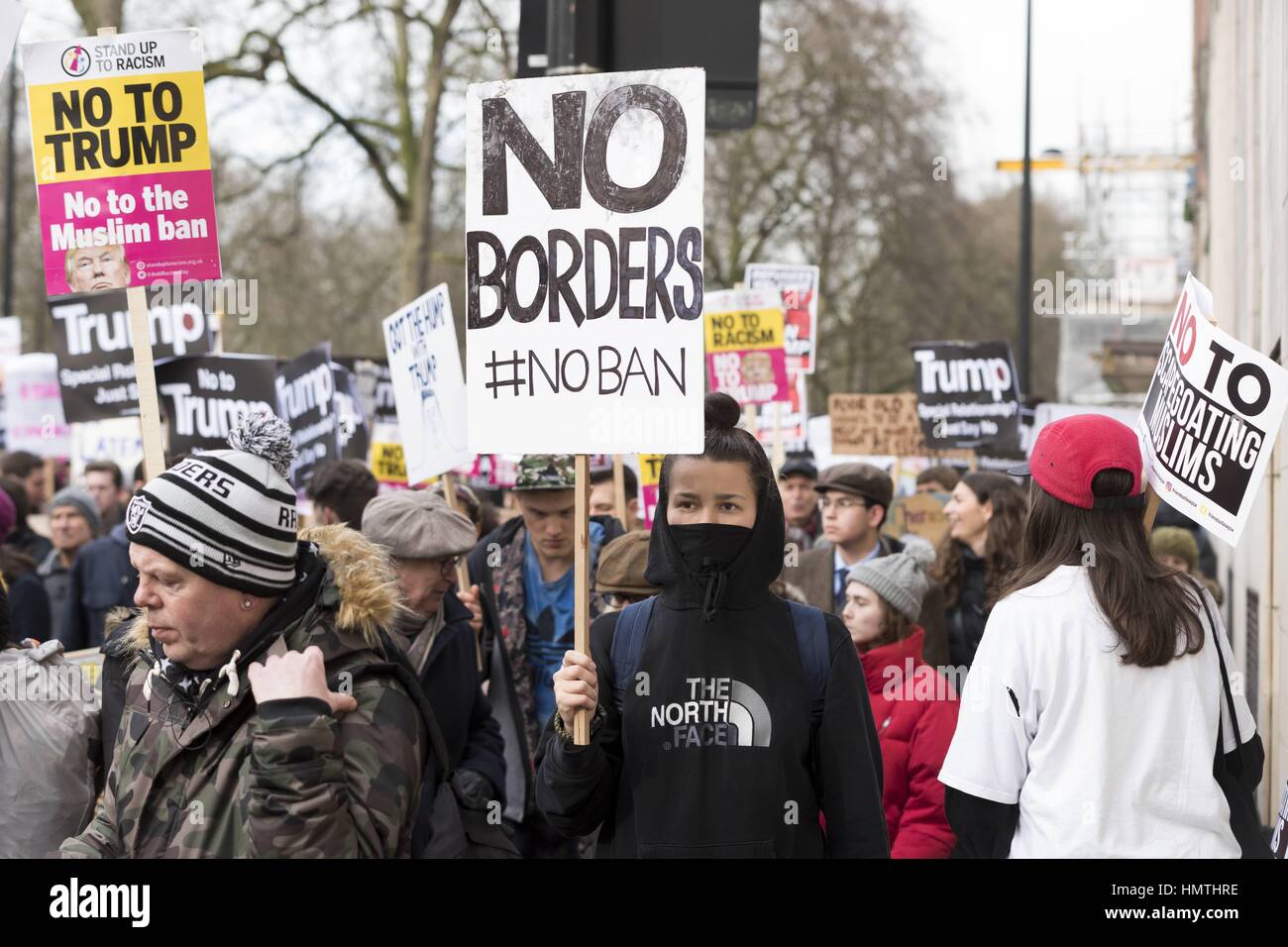 London, Royaume-Uni de Grande-Bretagne et d'Irlande du Nord. Le 04 février, 2017. Protestation contre l'emporter sur l'interdiction de voyager. Londres, Royaume-Uni. 04/02/2017 | Crédit dans le monde entier d'utilisation : dpa/Alamy Live News Banque D'Images