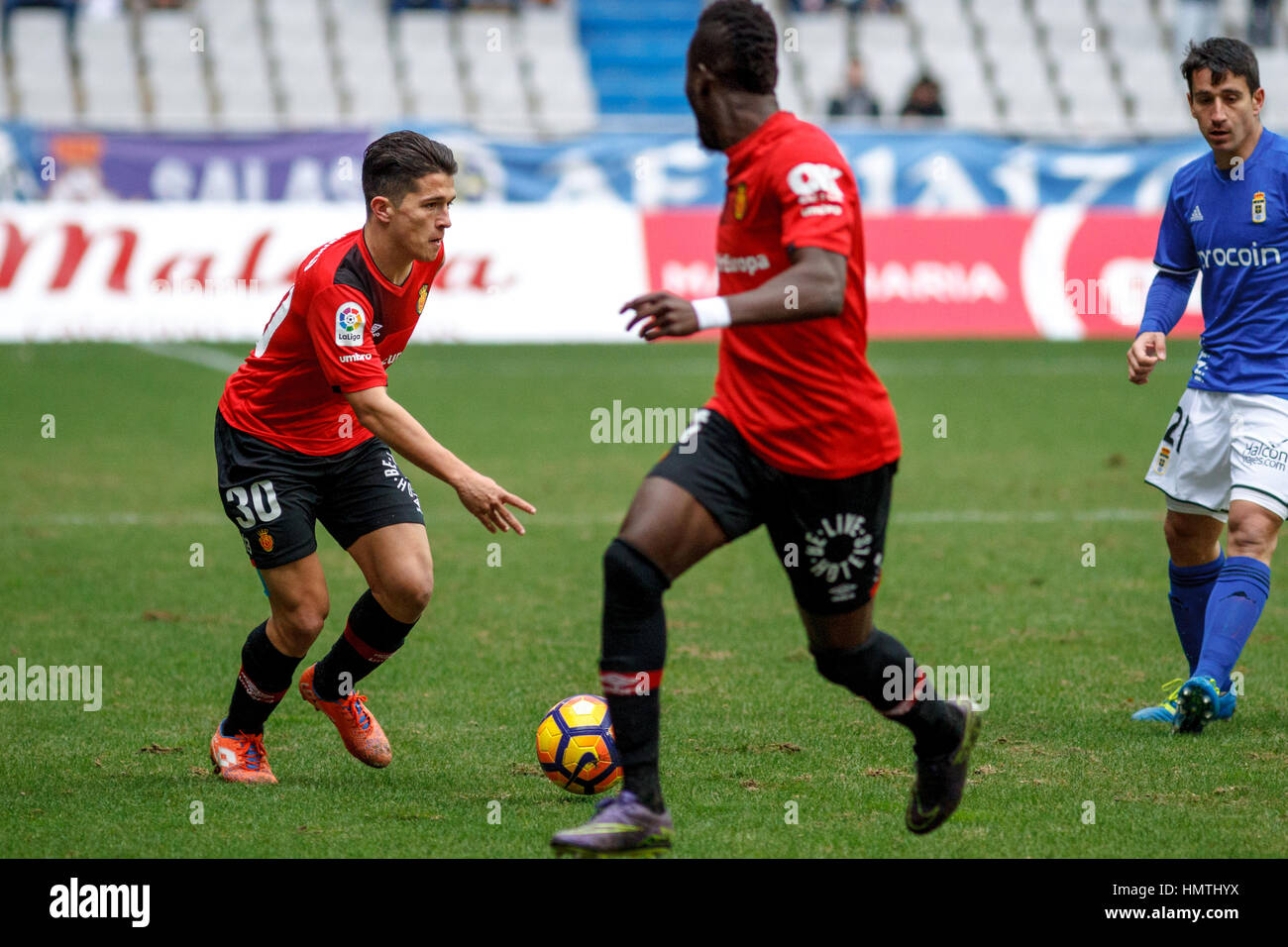 Oviedo, Asturias, Espagne. Feb, 2017 5. Au cours de la Liga 123 Correspondance entre v Real Oviedo RCD Mallorca à Carlos Tartiere à Oviedo, Asturias, Espagne. Credit : Alvaro Campo/Alamy Live News Banque D'Images