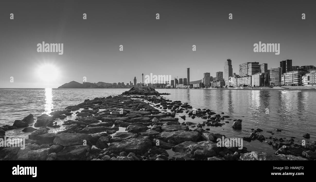 Benidorm est une station balnéaire sur la côte orientale de l'Espagne, une partie de la région de Valence est célèbre Costa Blanca Banque D'Images