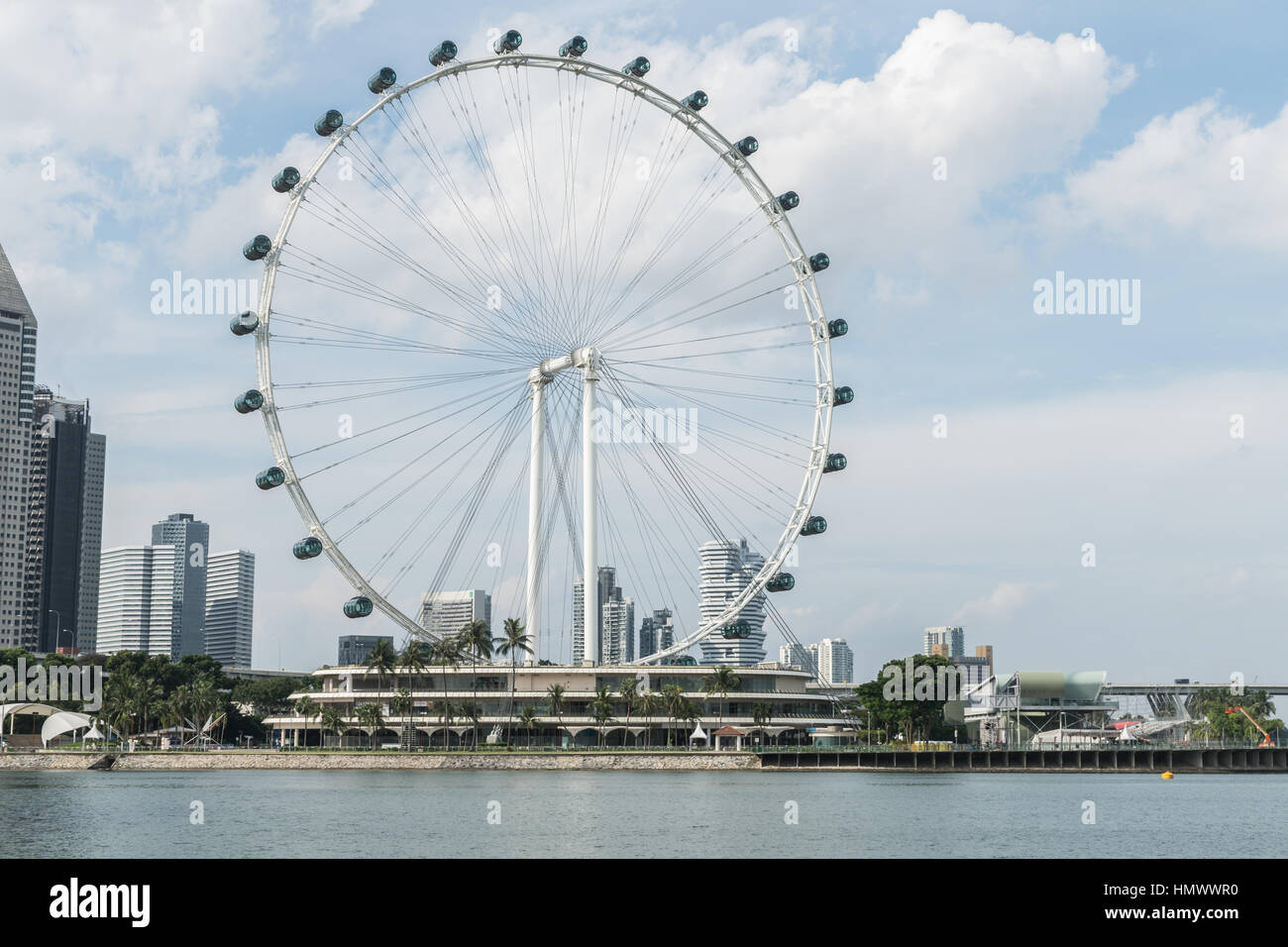 Singapore Flyer, la grande roue à Singapour Banque D'Images