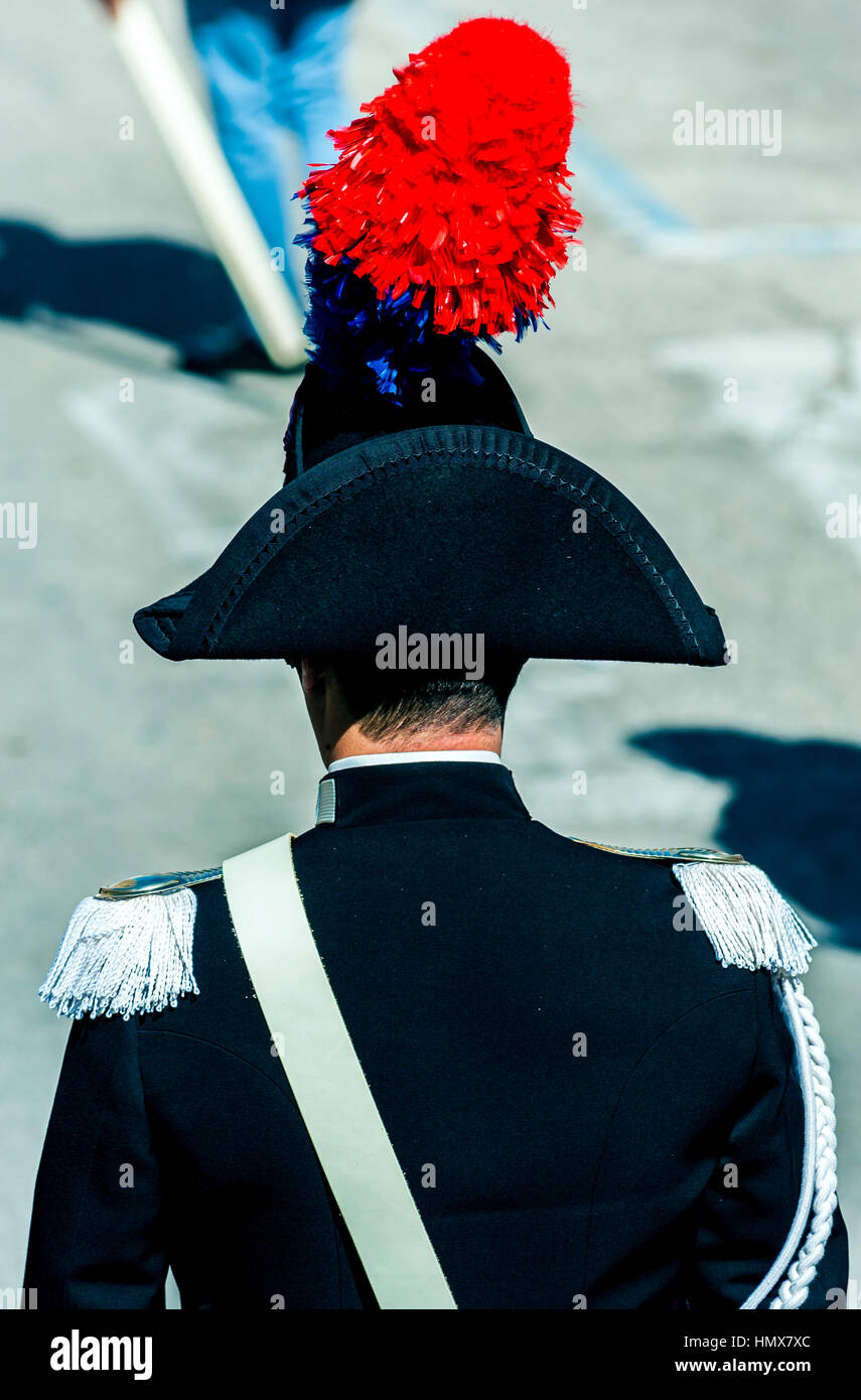 Carabinieri hat Banque de photographies et d'images à haute résolution -  Alamy