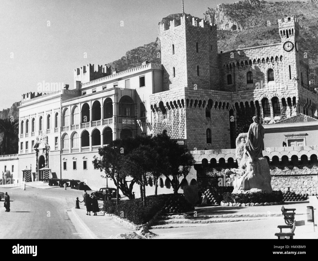 Le palais du Prince Rainier de Monaco, où le Prince et Grace Kelly va se marier le 18 avril au cours d'une cérémonie civile est allé(e) à être de leur famille. Le service religieux aura lieu à la cathédrale le jour suivant. Banque D'Images