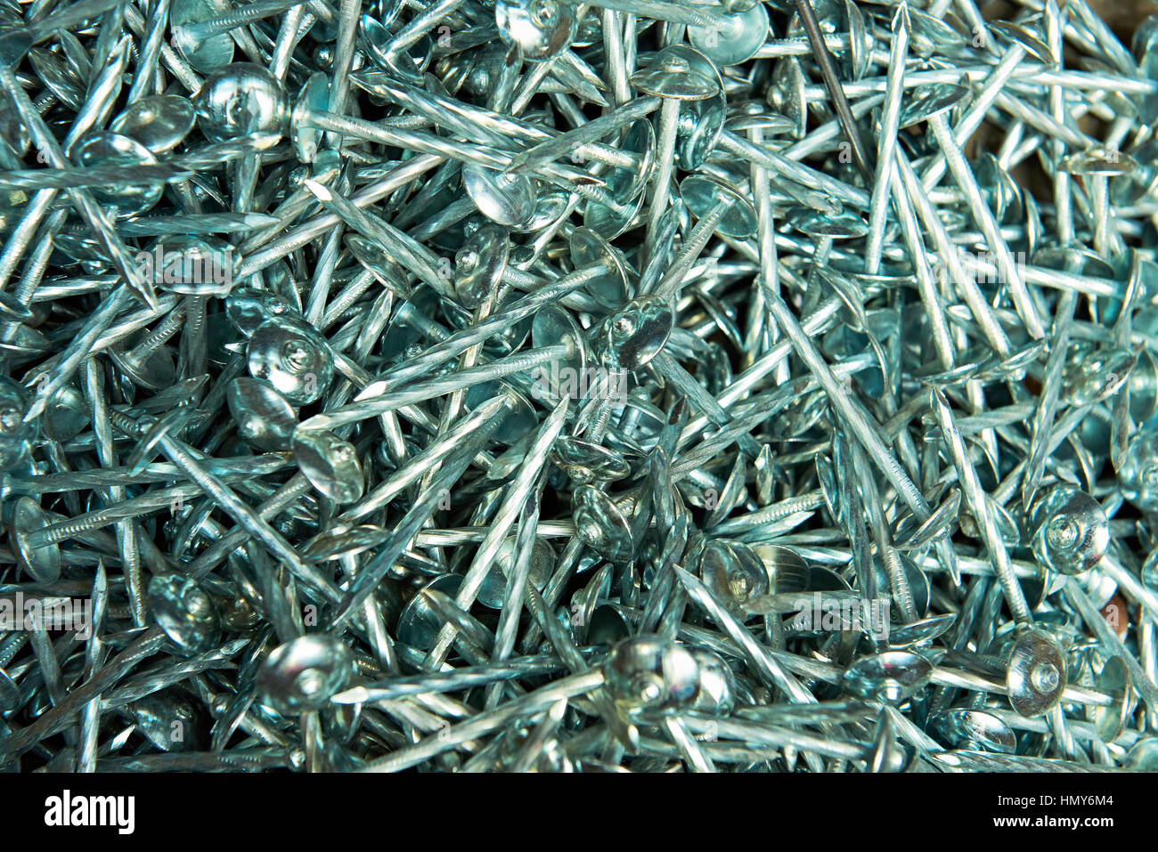 Close up of metal clous brillants pour pavillon Banque D'Images