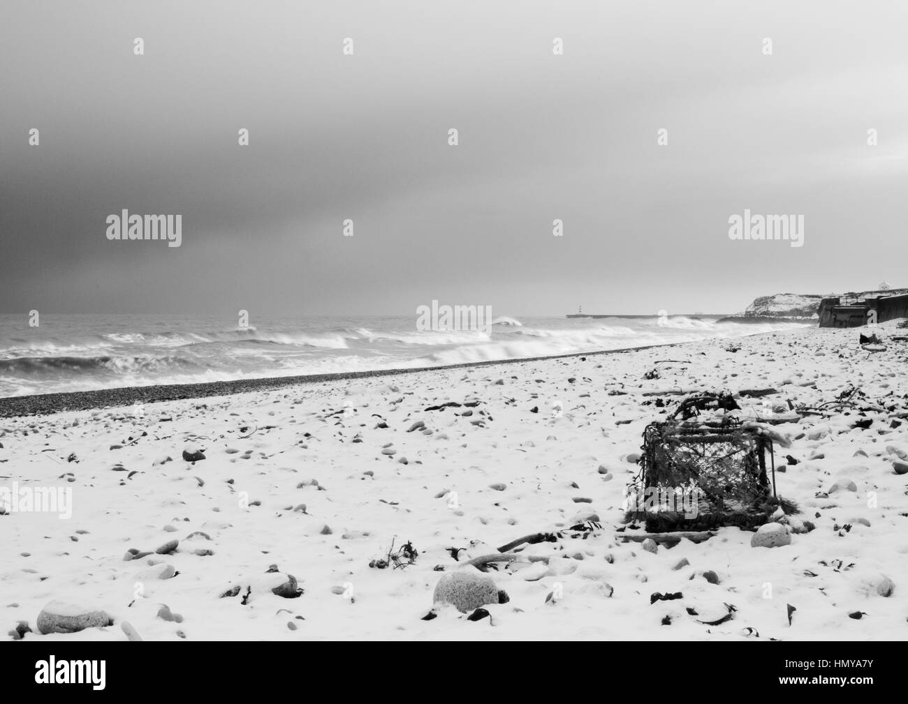 Lobster Pot dans la neige Banque D'Images