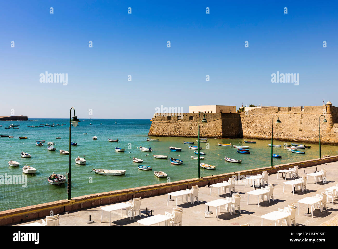 Promenade du château médiéval de Santa Catalina, Cadix (Espagne). Banque D'Images