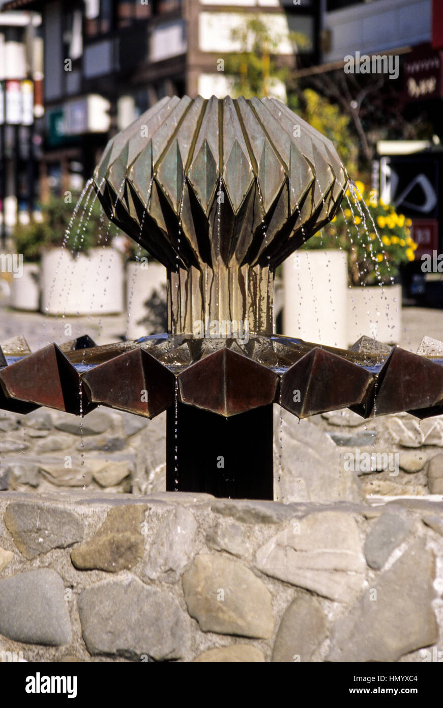 San Francisco, Californie. Fontaine d'Origami, Japantown, Buchanan Street. Ruth Asawa, sculpteur, 1976. Banque D'Images