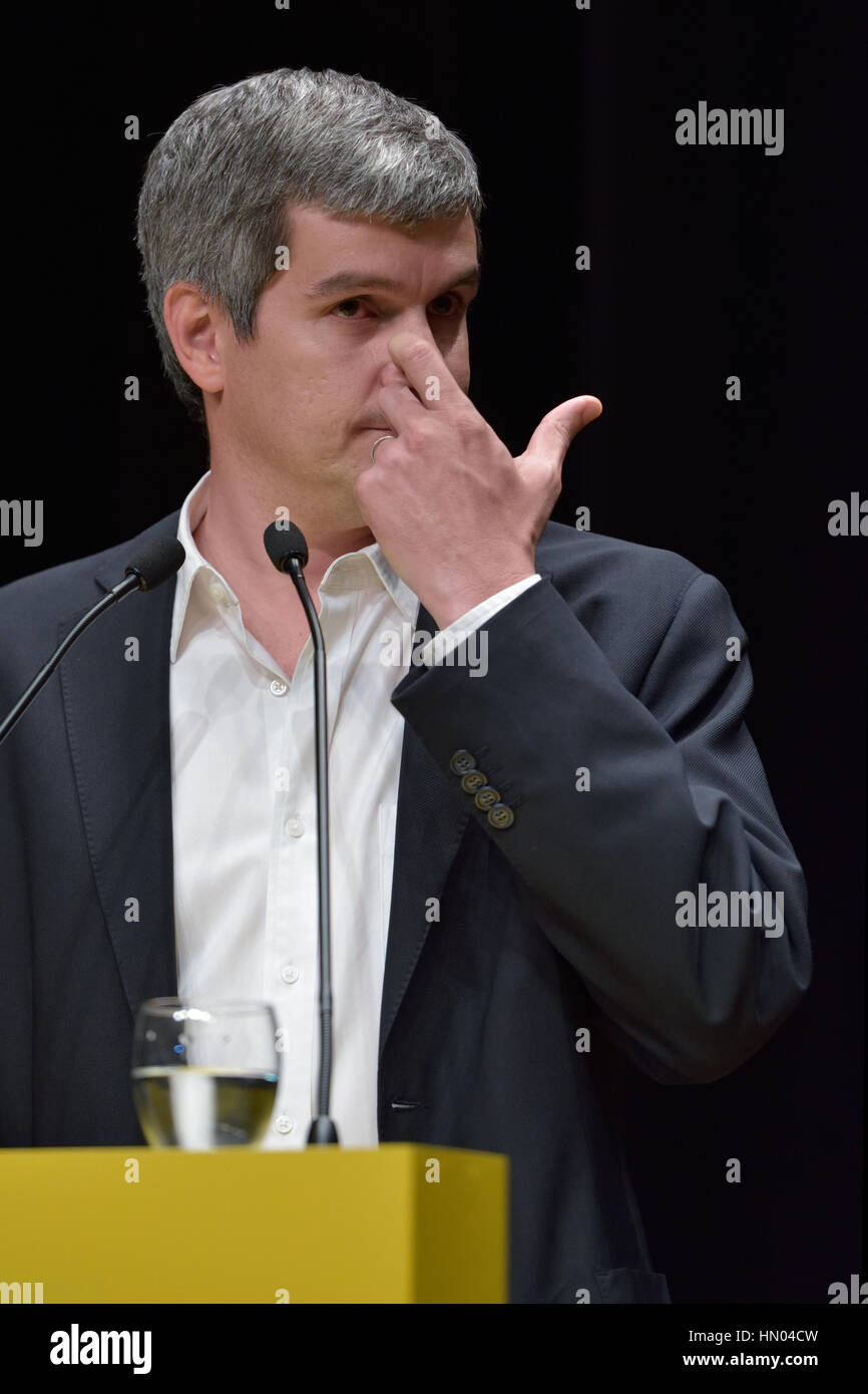 Buenos Aires, Argentine - Nov 25, 2015 : Marcos Pena, qui sera Chef du Cabinet des ministres de l'Argentine, au cours d'une conférence de presse. Banque D'Images