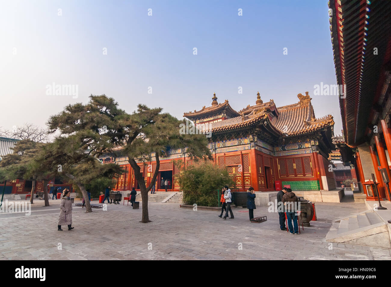 Les gens au temple Yonghegong Lama à Beijing, Chine Banque D'Images