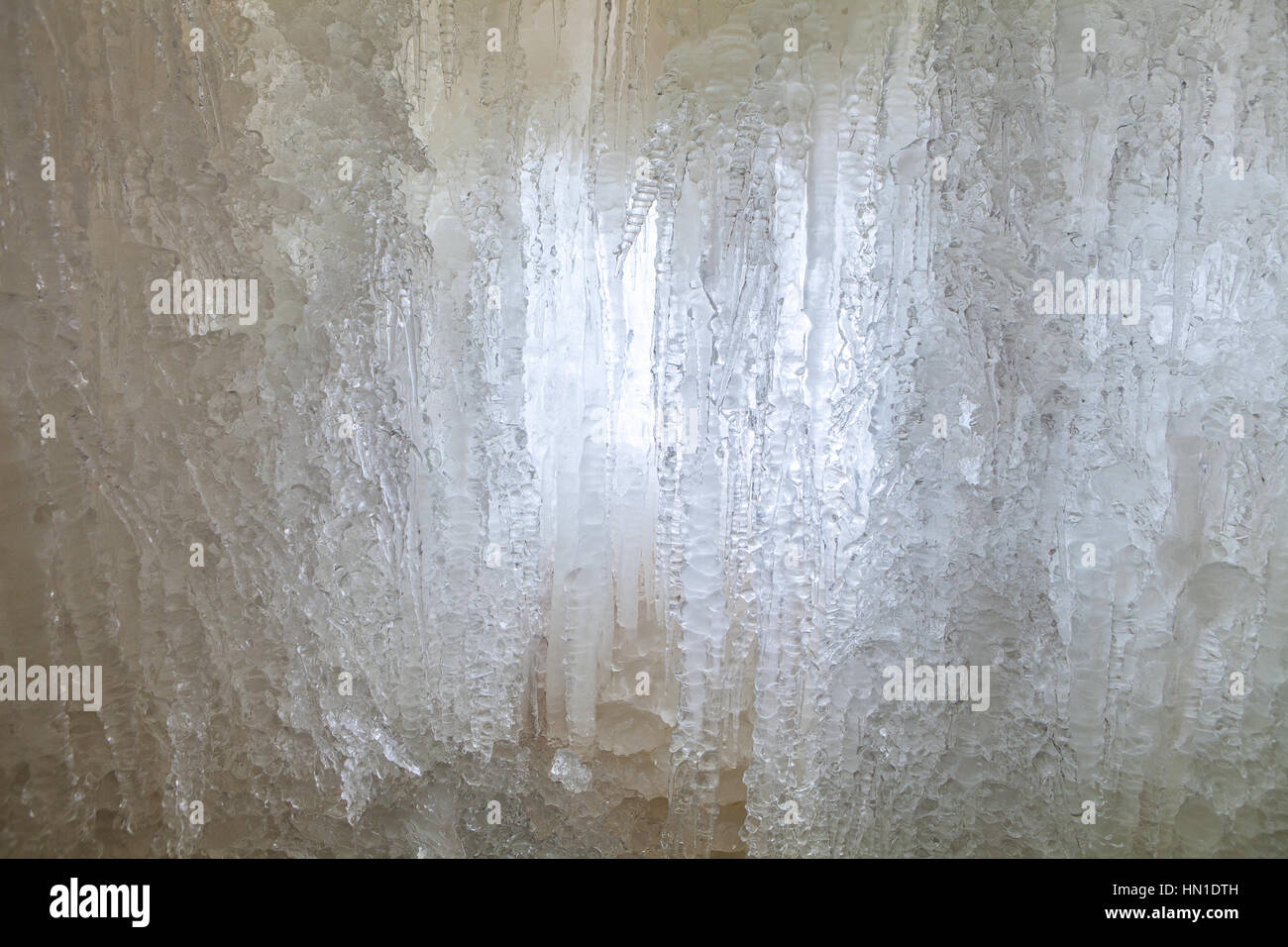 Cascade de glace. Structure de glaçons Banque D'Images