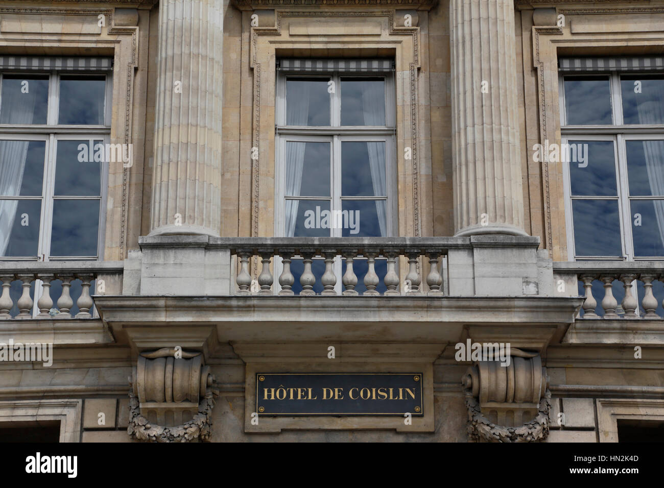 Hôtel de Coislin, Paris France, au 4 de la concorde, 8ème arr., est l'endroit où "Traités d'amitié, de Commerce et de l'Alliance' ont été signés entre les colonies françaises et américaines - signé par Ben Franklin, Silas Deane et Arthur Lee. Shot - AOÛT 2015 Banque D'Images