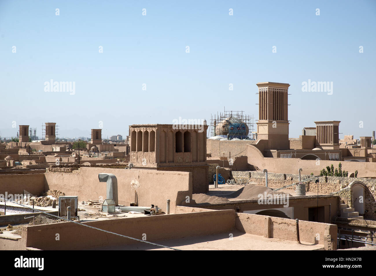 Windtowers dans le skyline de Yazd, Iran Banque D'Images