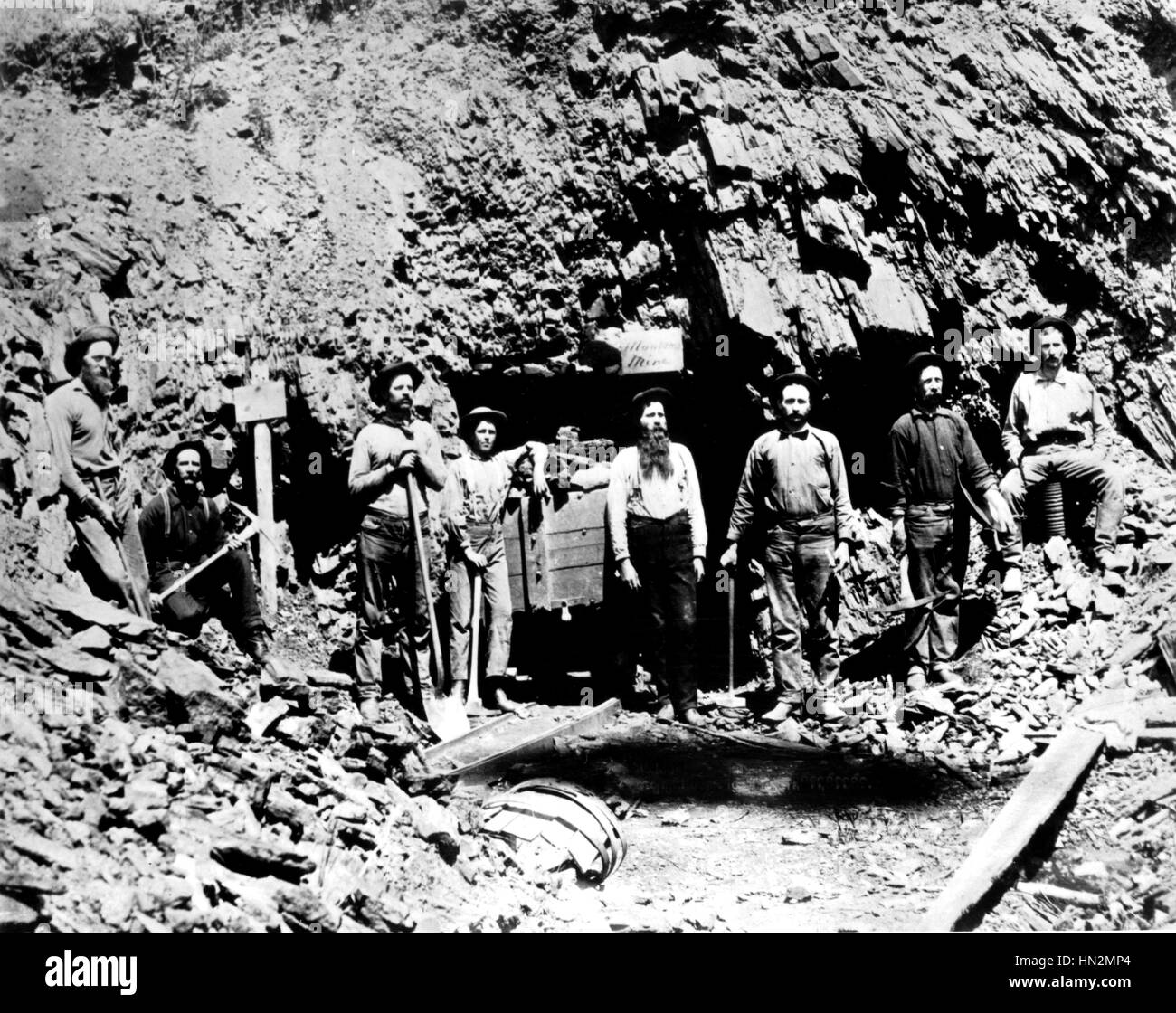 Avant l'entrée des mineurs d'une mine dans le Montana 19e siècle États-unis Washington. Bibliothèque du Congrès Banque D'Images