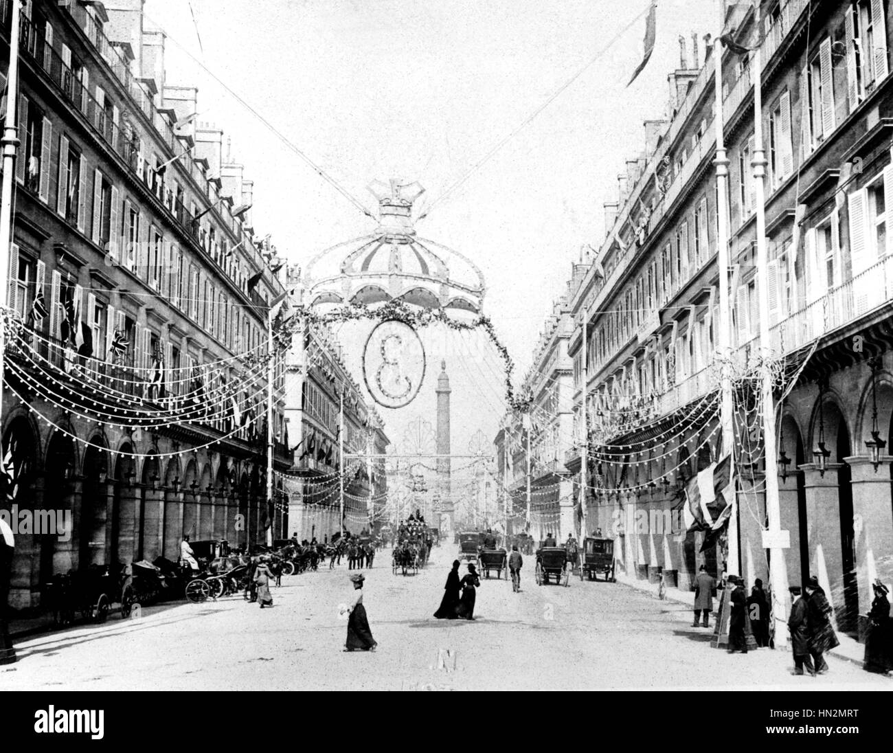 La rue Castiglione décorée pour la visite d'Edouard VII (Roi d'angleterre) à Paris 1903 France Banque D'Images