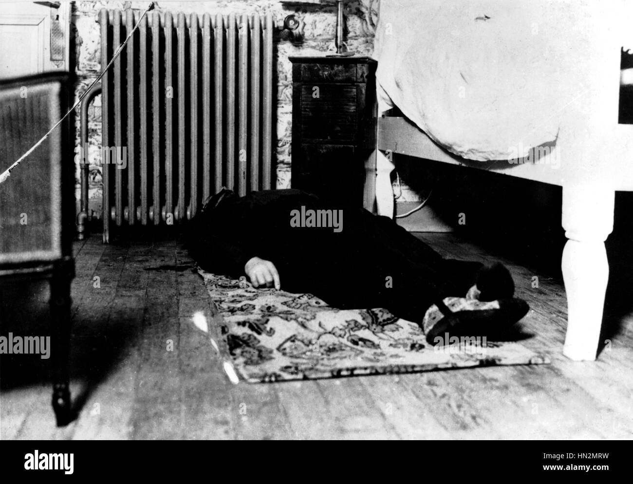 L'affaire Stavisky : le suicide de Monsieur Janvier 1934 Stavisky France Banque D'Images