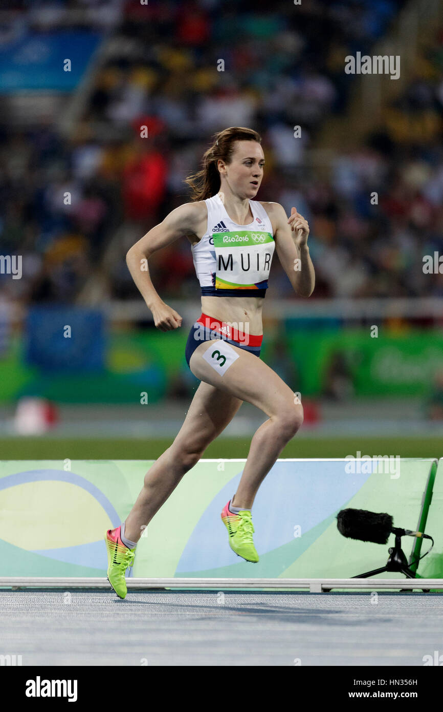 Rio de Janeiro, Brésil. 14 août 2016. L'athlétisme, Laura Muir (GBR) qui se font concurrence sur le 1 500m à la demi-finale des Jeux Olympiques d'été de 2016. ©Pau Banque D'Images