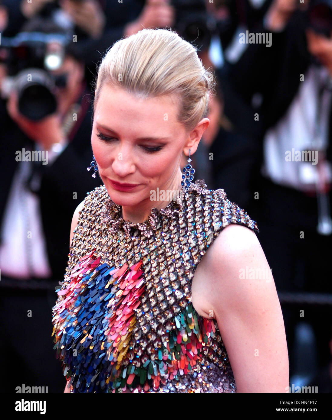 Cate Blanchett arrive à la premiere pour le film, How to Train Your Dragon 2, au Festival de Cannes le 16 mai 2014, à Cannes, France. Photo par Francis Specker Banque D'Images