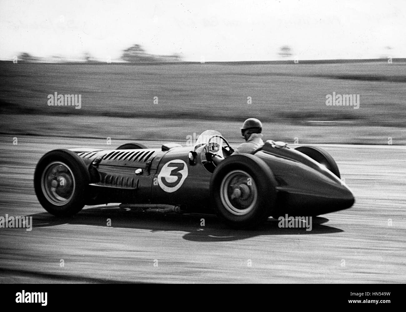 Fangio pratiquant au BRM V16 à Silverstone 18 juillet 1953 National Motor Museum (voiture) Banque D'Images