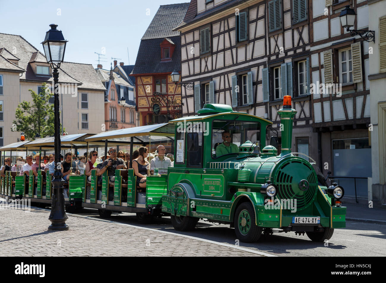 Petit Train Touristique De Colmar Train s Tourist train colmar alsace france Banque de photographies et d'images à  haute résolution - Alamy