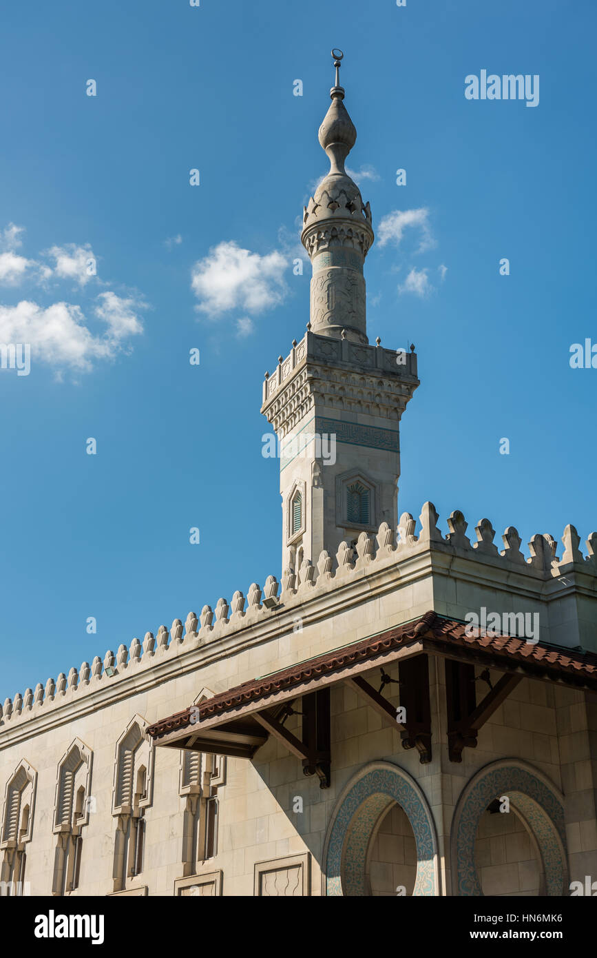 Washington, DC., USA - 29 juin 2016 : Centre islamique et mosquée musulmane bâtiment avec minaret Banque D'Images