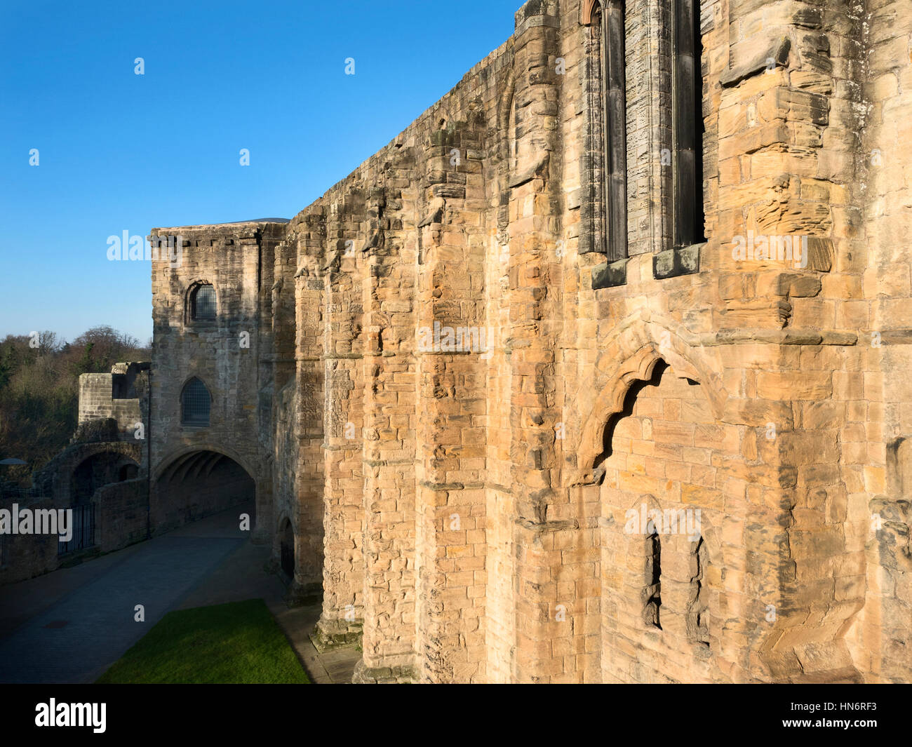 Réfectoire des ruines et Gatehouse à Dunfermline Abbey and Palace Dunfermline Fife Ecosse Banque D'Images