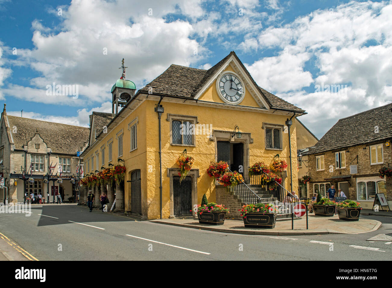 Le centre-ville de Tetbury, une ville rurale dans Cotswolds Gloucestershire, Angleterre Banque D'Images