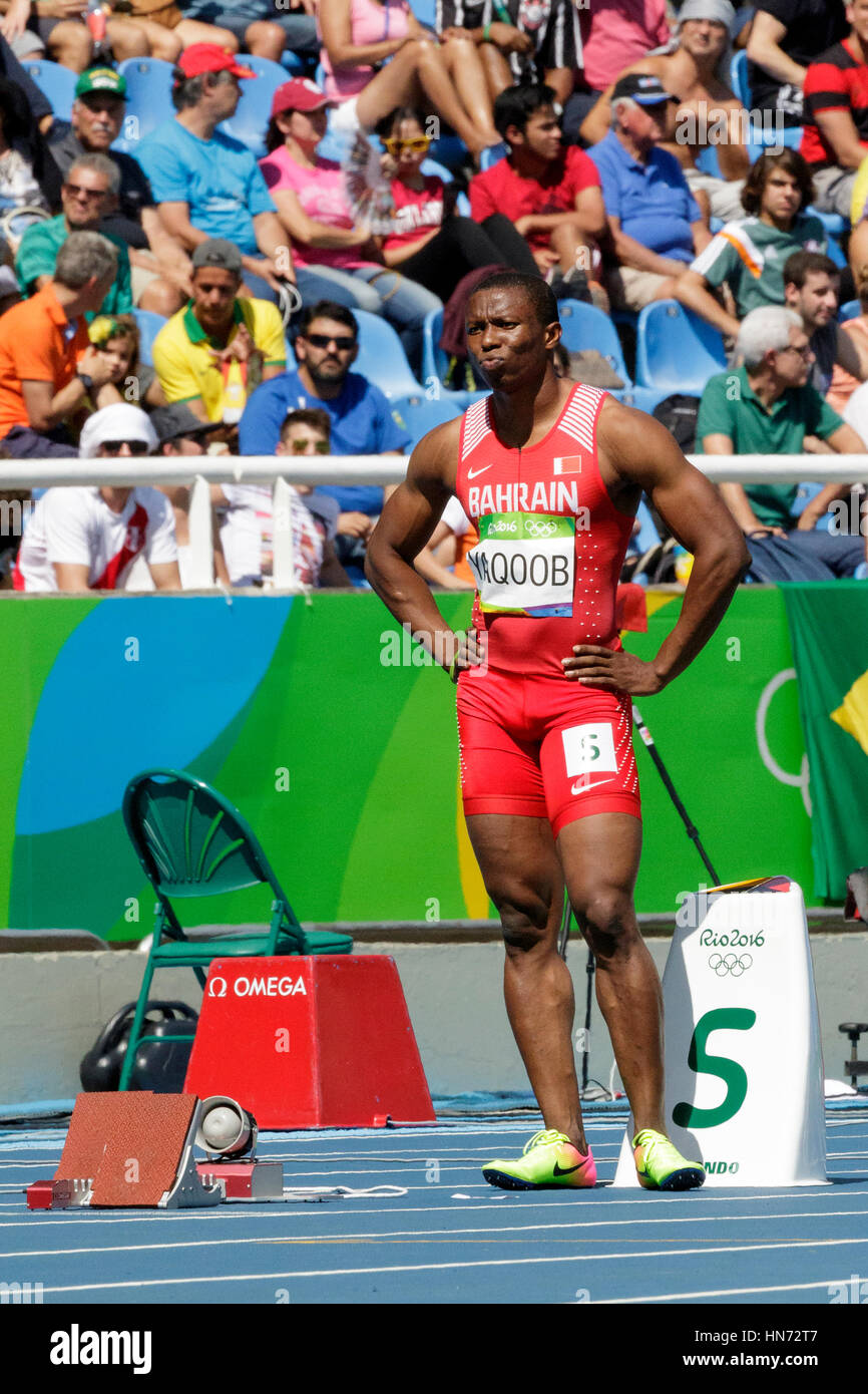 Rio de Janeiro, Brésil. 16 août 2016. L'athlétisme, Eid Salem Yaqoob (BHR) qui se font concurrence sur le 200m masculin chauffe au Jeux Olympiques d'été 2016. ©PAUL Banque D'Images