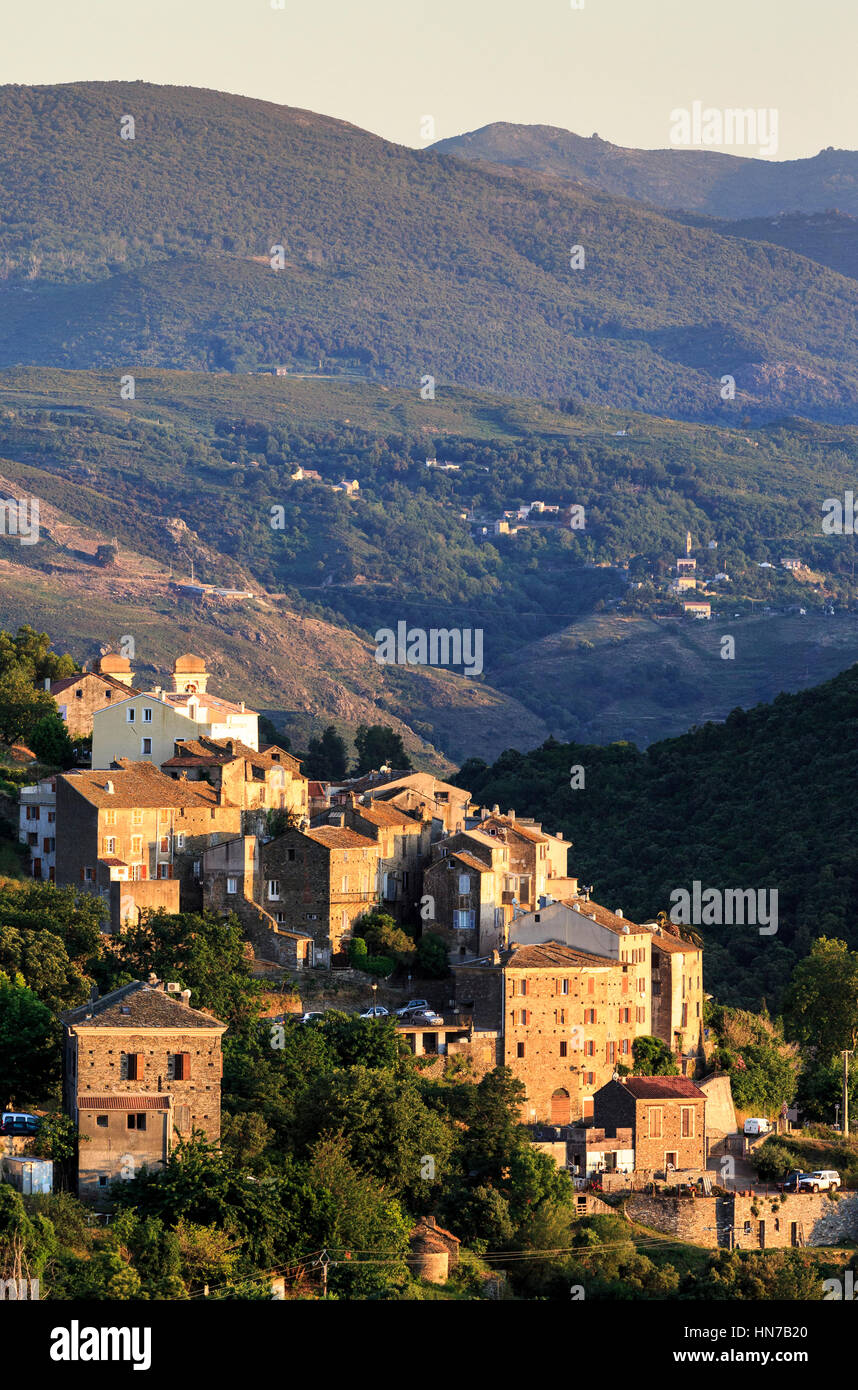 Village perché de Oletta, Corse, France Banque D'Images