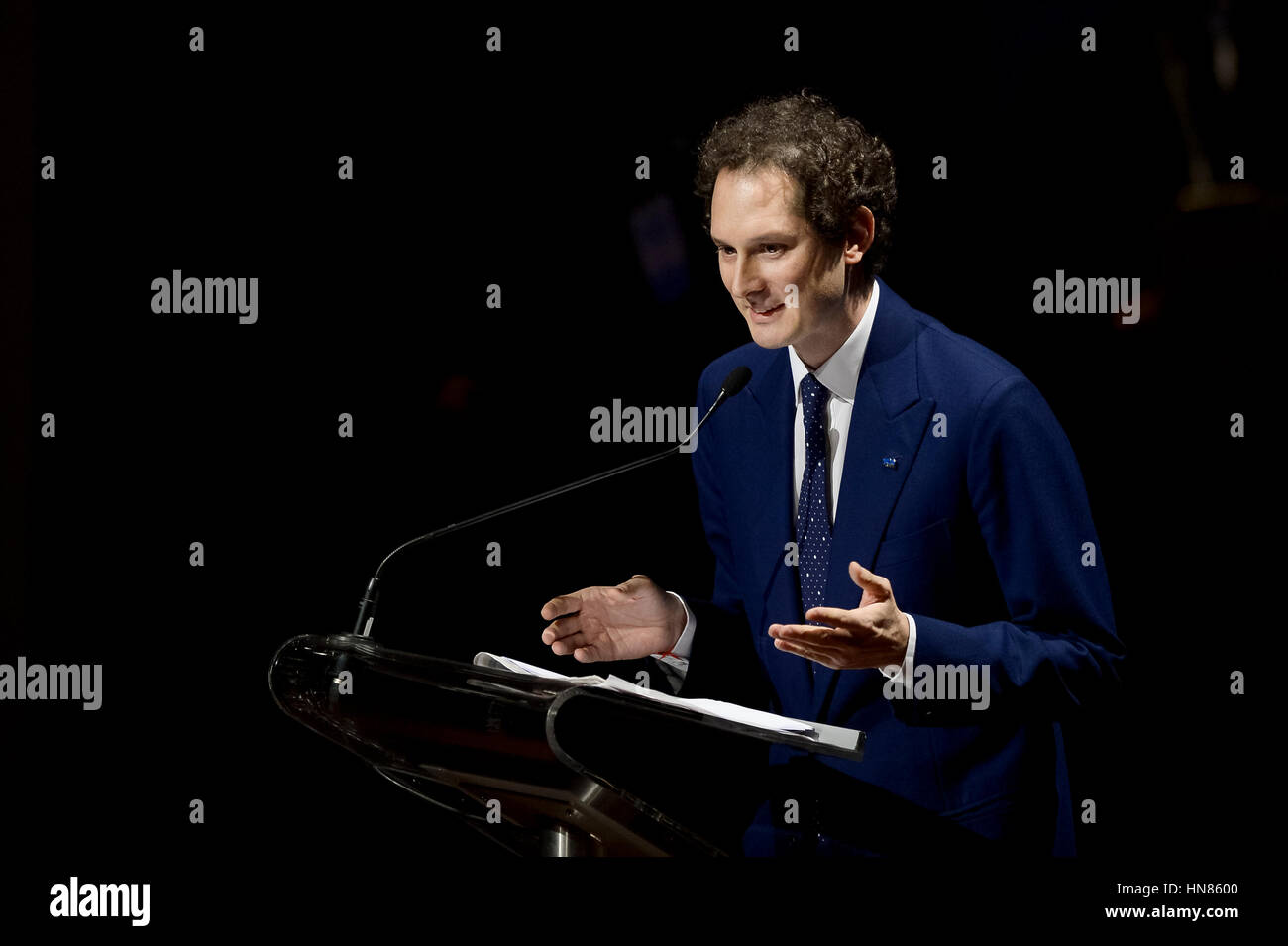 Turin, Italie. 2017, 9 février : John Jacob Philip Elkann, homme d'affaires italien et président de l'Editrice Italiana S.p.A., parle durant la célébration de la 150e anniversaire du journal La Stampa. John Jacob Philip Elkann est également président de Fiat Chrysler Automobiles et président directeur général de l'Exor, une société d'investissement, qui contrôle Partner Re, Ferrari, CNH Industrial et la Juventus F.C. Credit : Nicolò Campo/Alamy Live News Banque D'Images