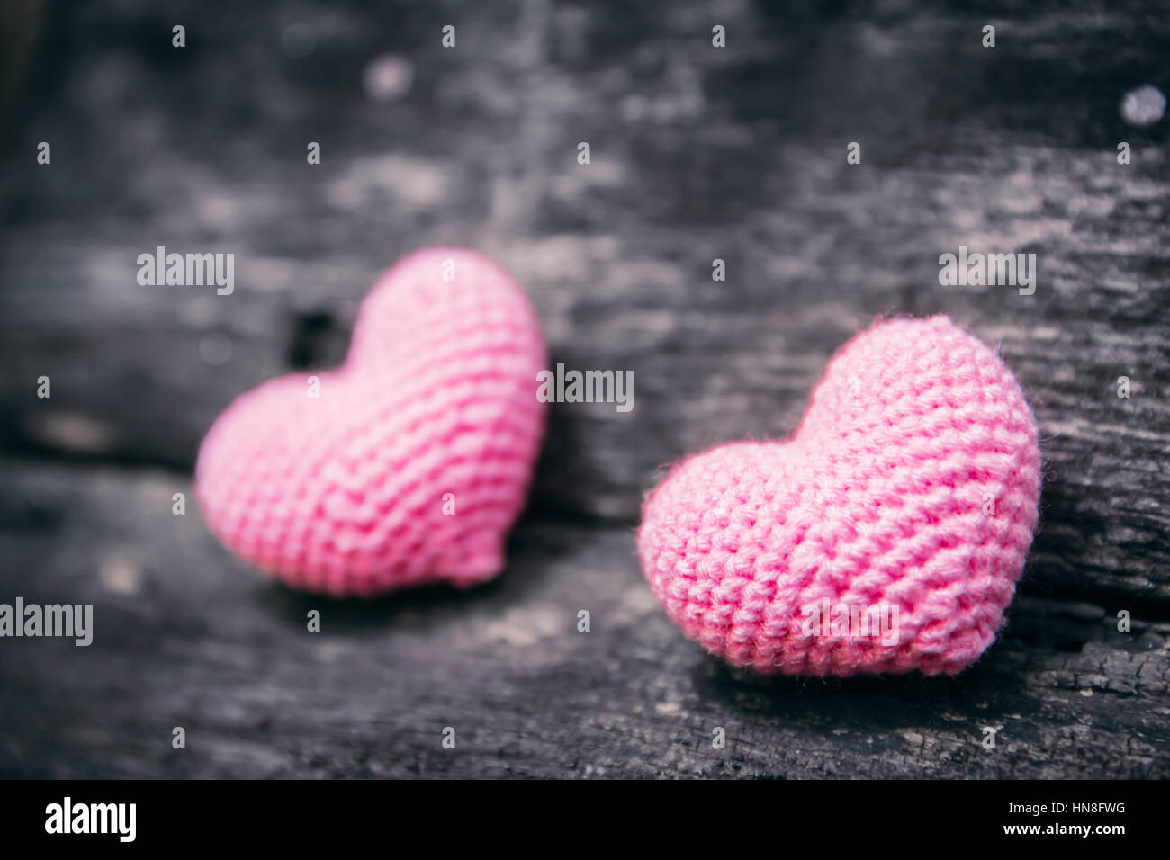 Deux Amoureux Doux Coeur Rouge Pour La Saint Valentin Amour Art Fond Photo Stock Alamy Deux Amoureux Doux Coeur Rouge Pour La Saint Valentin Amour Art Fond Photo Stock Alamy