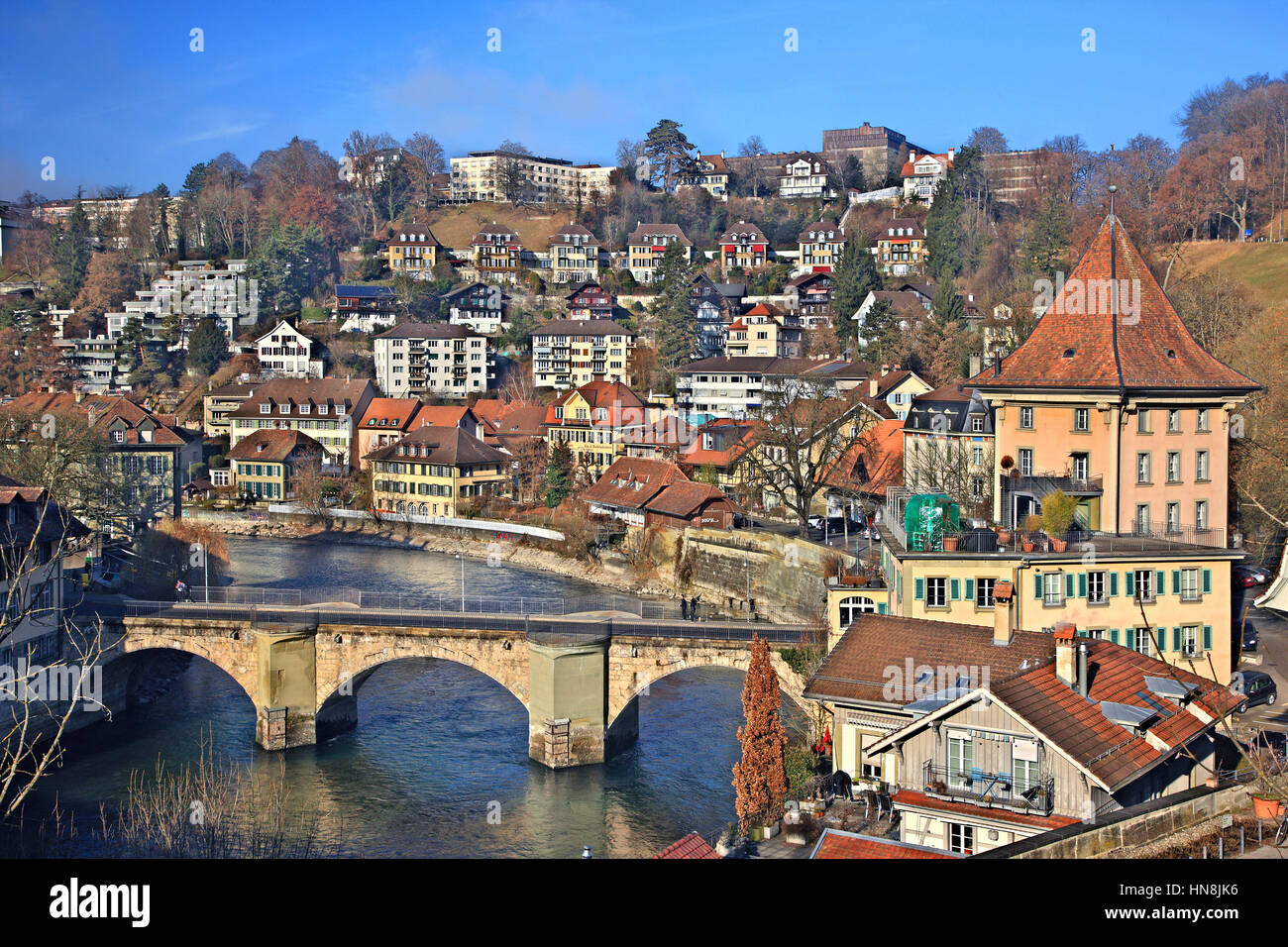 L'Untertorbrücke, le plus vieux pont de la ville de Berne, au-dessus de la rivière Aare, Suisse Banque D'Images
