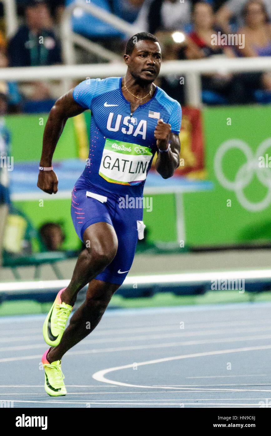 Rio de Janeiro, Brésil. 17 août 2016. L'athlétisme, Justin Gatlin (USA) qui se font concurrence sur le 200m masculin demi-finales à l'été 2016 Jeux Olympiques. ©Pa Banque D'Images