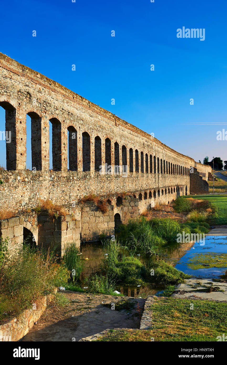 Aqueduc de los Milagros de la colonie romaine de Emerita Augusta, Merida, Estrémadure, Espagne Banque D'Images