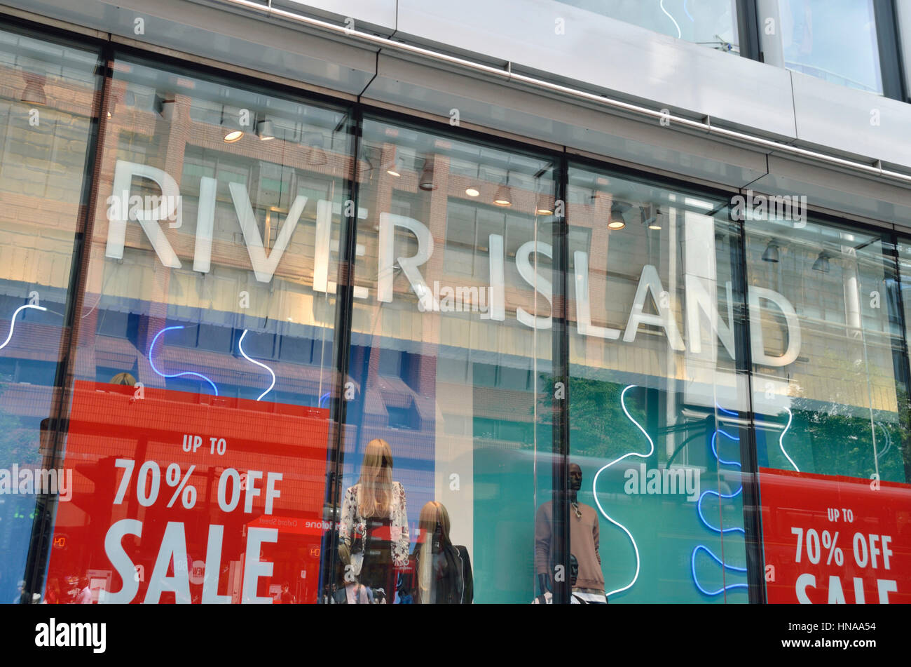 River Island fashion store dans Oxford Street, Londres, Royaume-Uni. Banque D'Images