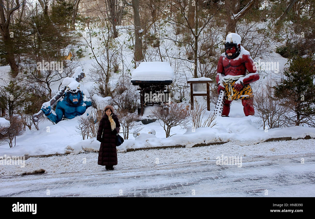 Oni Bokora,Tourisme,diable rouge et blue devil ,Noboribetsu Onsen,Noboribetsu,le parc national de Shikotsu-Toya,Hokkaido, Japon Banque D'Images