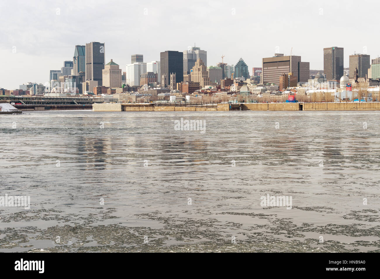 Montréal, CA - 5 Février 2017 : en hiver à partir de l'île Jean Drapeau Banque D'Images