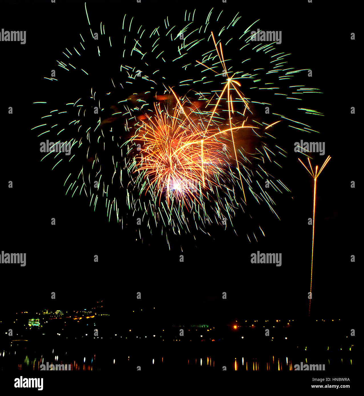 Sumidagawa Fireworks Festival, Tokyo, Japon Banque D'Images