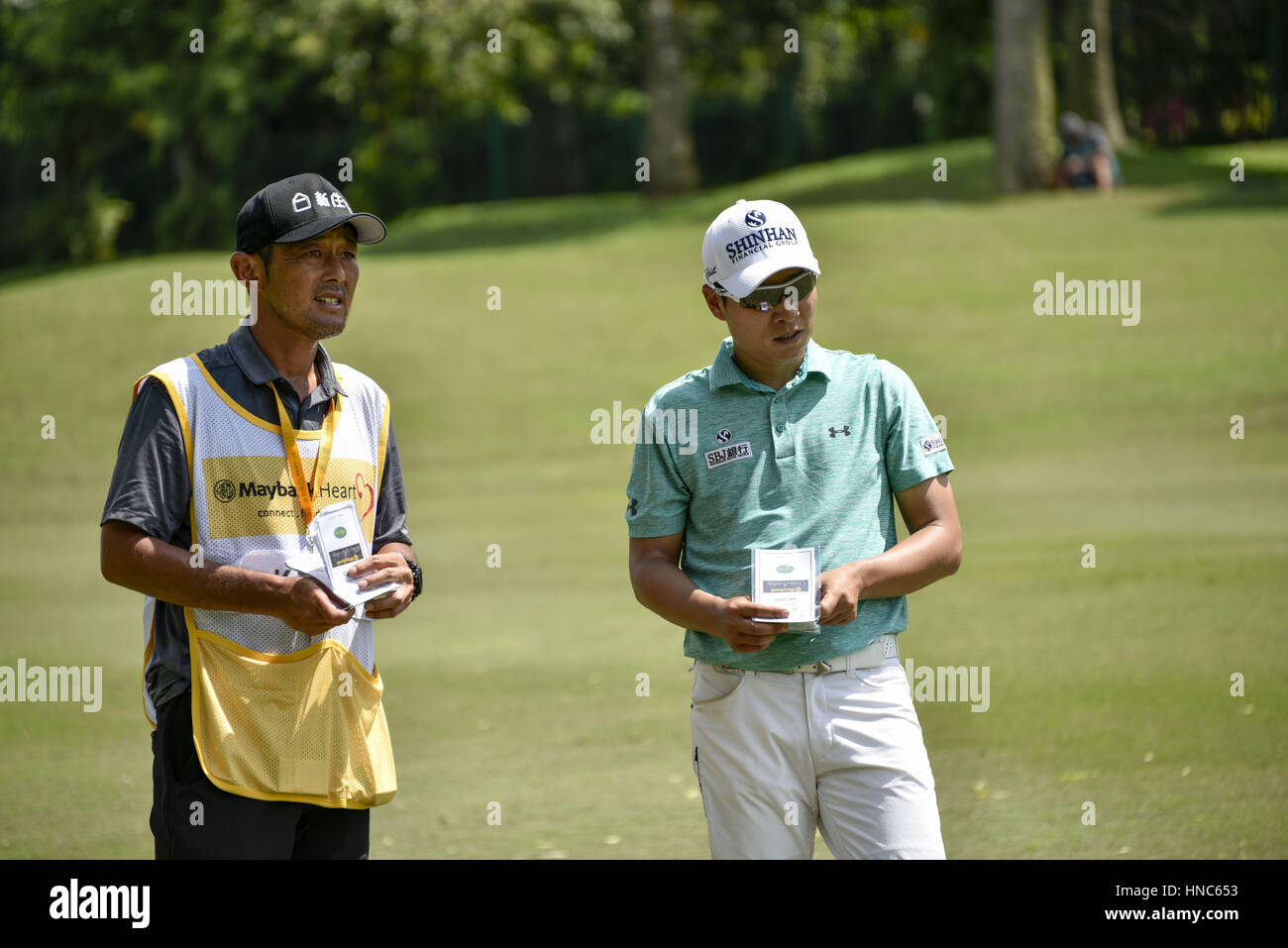 Kuala Lumpur, Malaisie. Feb 11, 2017. K.T. KIM (Corée du Sud) joue un coup au cours de la troisième journée du Championnat du Portugal : Madère Malaisie au Saujana Golf Club le 11 février 2017 à Kuala Lumpur, Malaisie. Crédit : Chris Jung/ZUMA/Alamy Fil Live News Banque D'Images