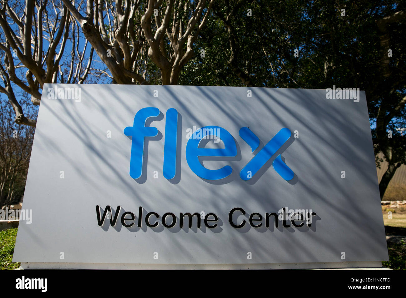 Un logo affiche à l'extérieur d'un établissement occupé par Flex Ltd., à Austin, Texas, le 28 janvier 2017. Banque D'Images